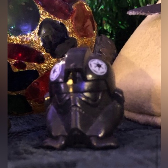 Tie Fighter “Kinder Egg Surprise” Star Wars Toy Bust - Picture 2 of 2